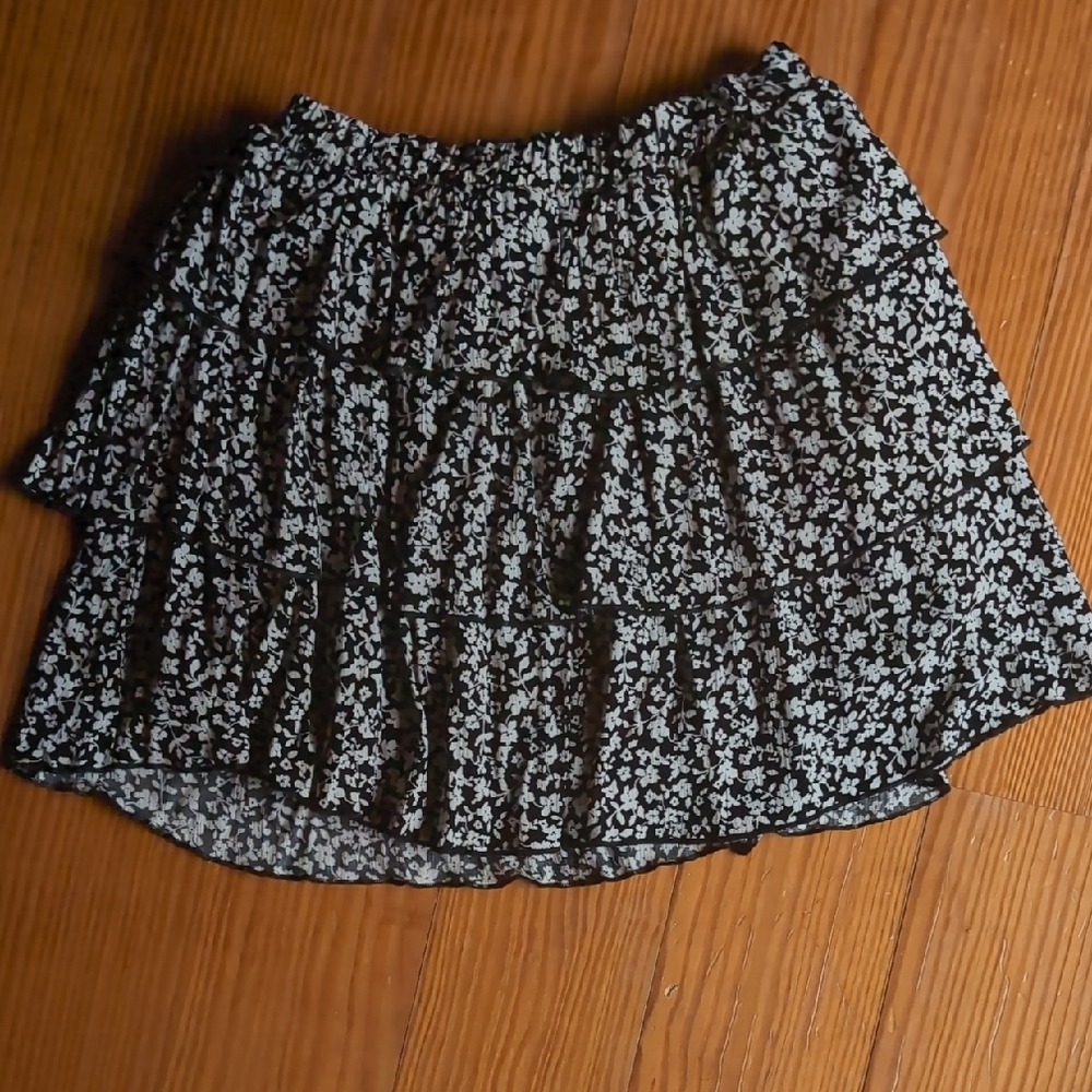 Pink Lily Black and White Bubble Mini Skirt